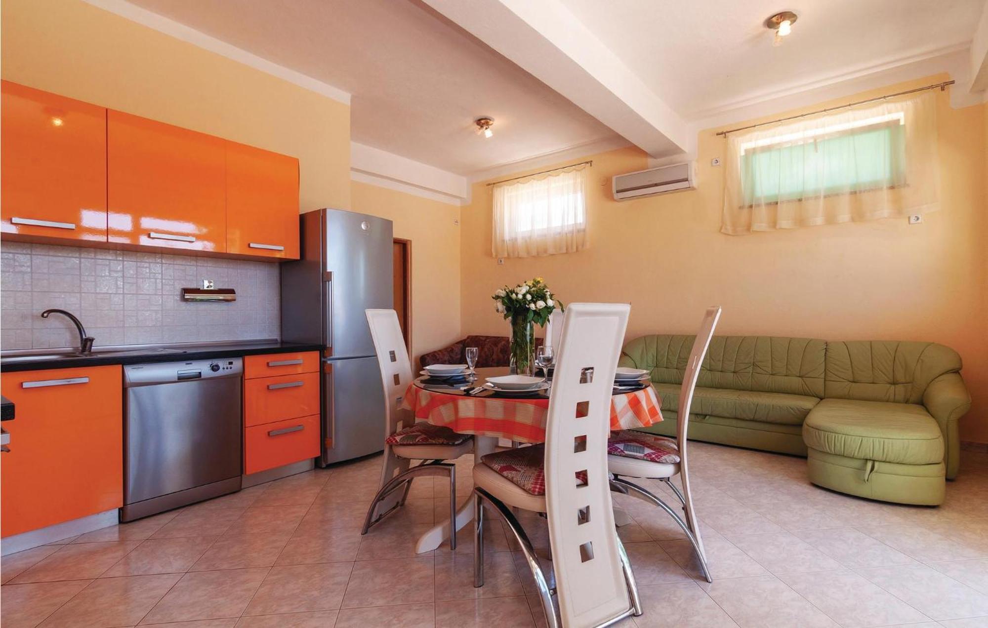 Awesome Apartment In Ribnica-Krusevo With Kitchen Anic Bagian luar foto